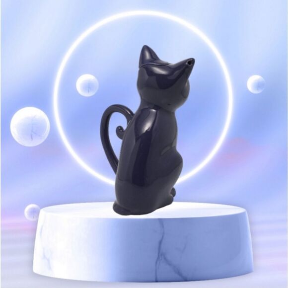 Sailor Moon Luna Teapot - Picture 4 of 4